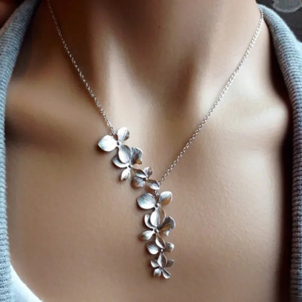 Antikes Silber Blütenhalsband
