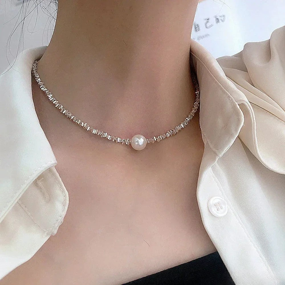 Stylische Perlenkette