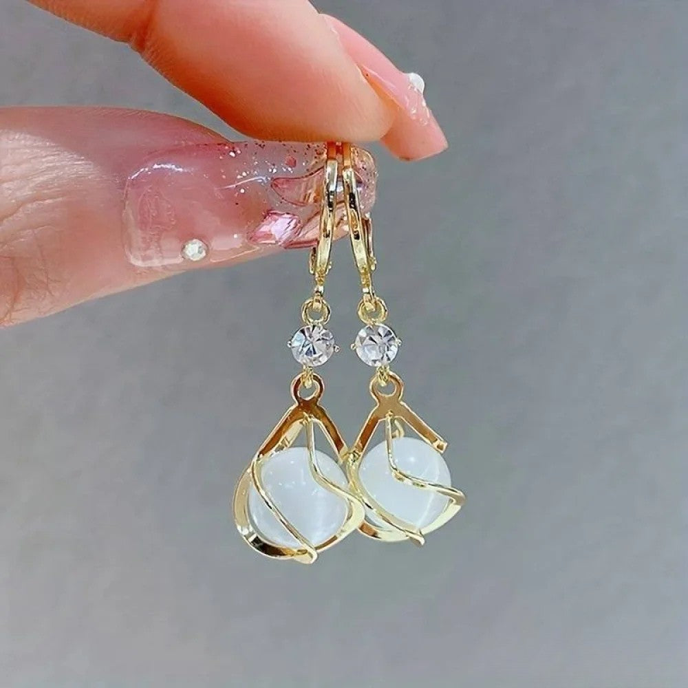 Antike Weiße Opal Gold Tropf Ohrringe
