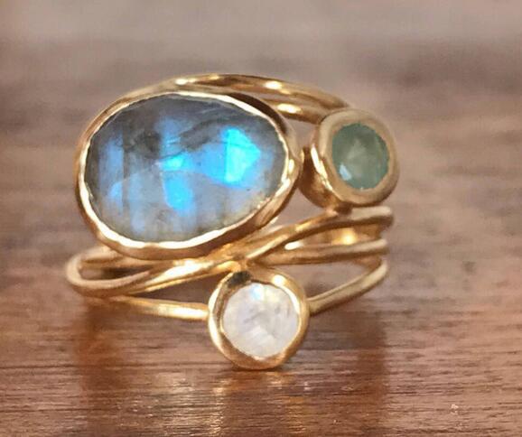 Vintage Inset Blaumoonstone Ring