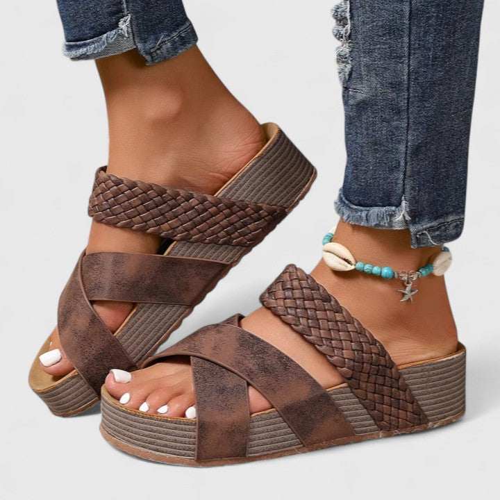 Zerayah | Orthopädische Sandalen