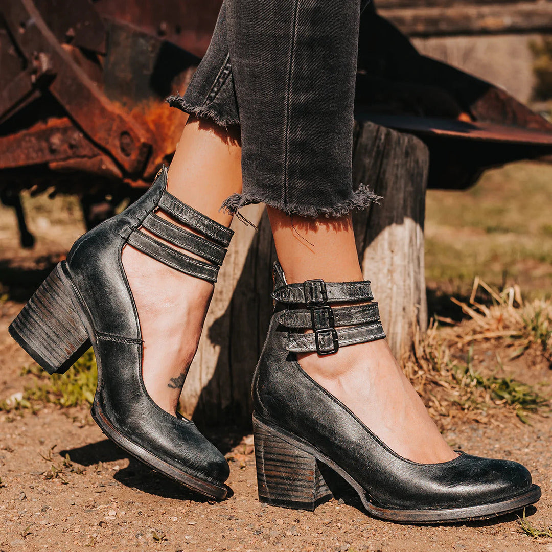 Dagmar - Vintage Pumps