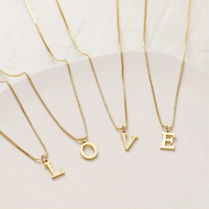 Enzhalynne | Halskette mit Initialen 18K Gold