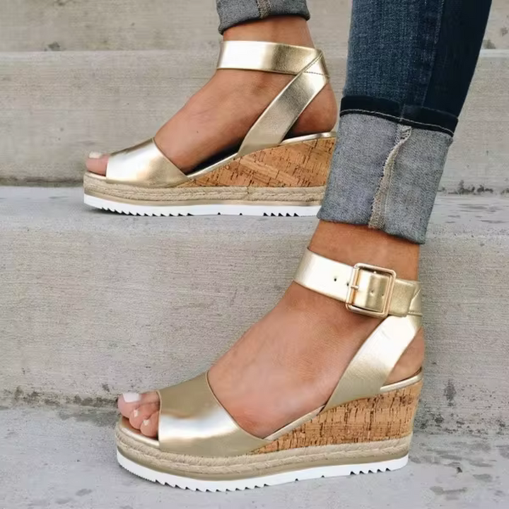 Cassandra - Stylische Keilsandalen