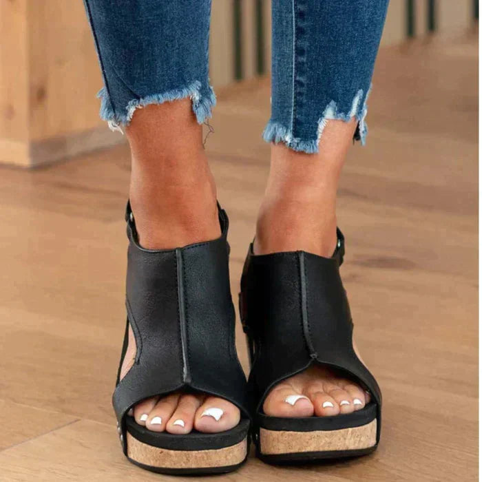 Madeline - Stylische Keilsandalen