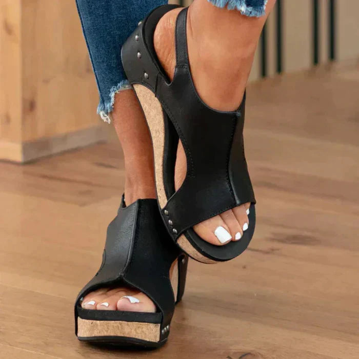 Madeline - Stylische Keilsandalen