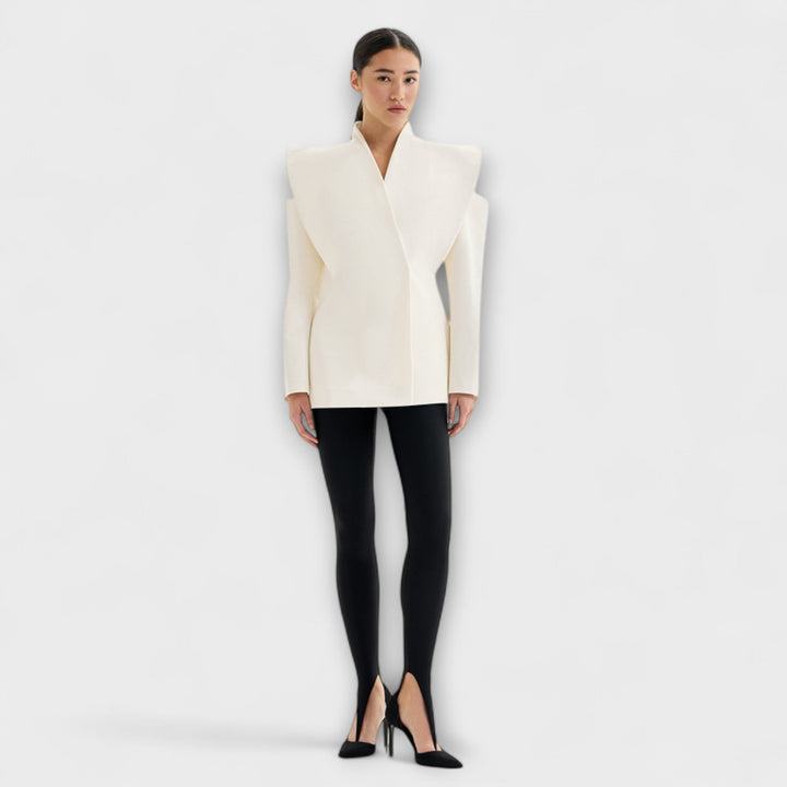Valeria - Skulpturaler Schulterblazer