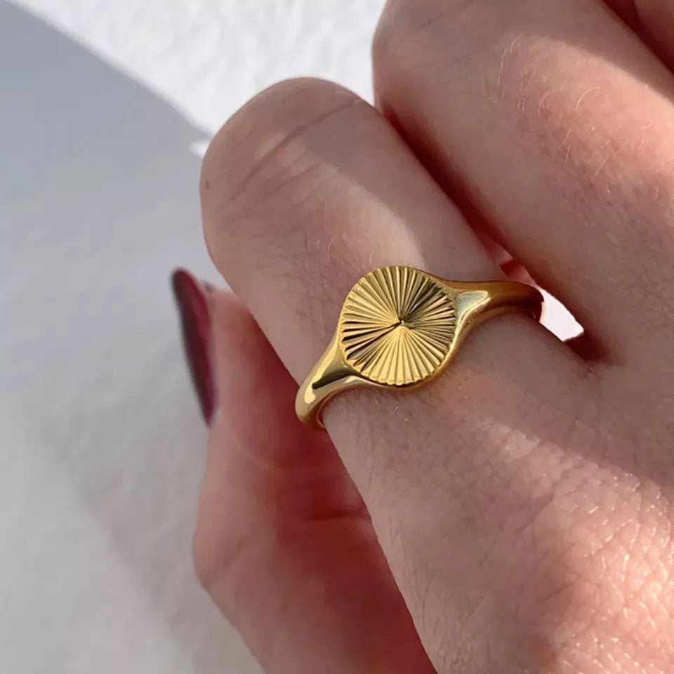 Rizavelle | Sonnenstrahlring 18K Gold