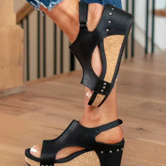 Madeline - Stylische Keilsandalen