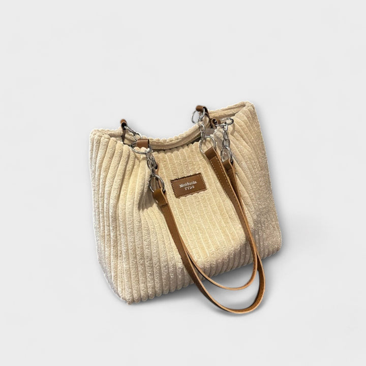 Lora. - Weiche Cord-Schultertasche
