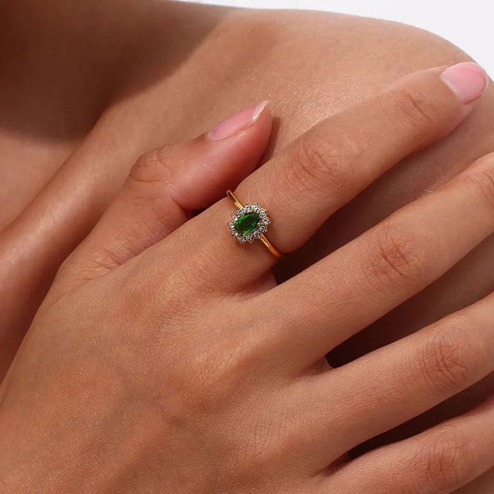 Amaryelle | Grüner Zirkonia Ring 18K Gold