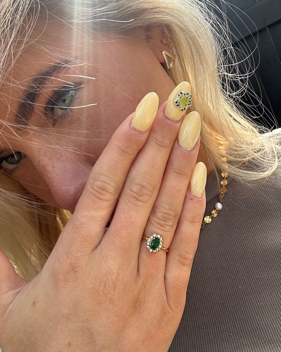Amaryelle | Grüner Zirkonia Ring 18K Gold