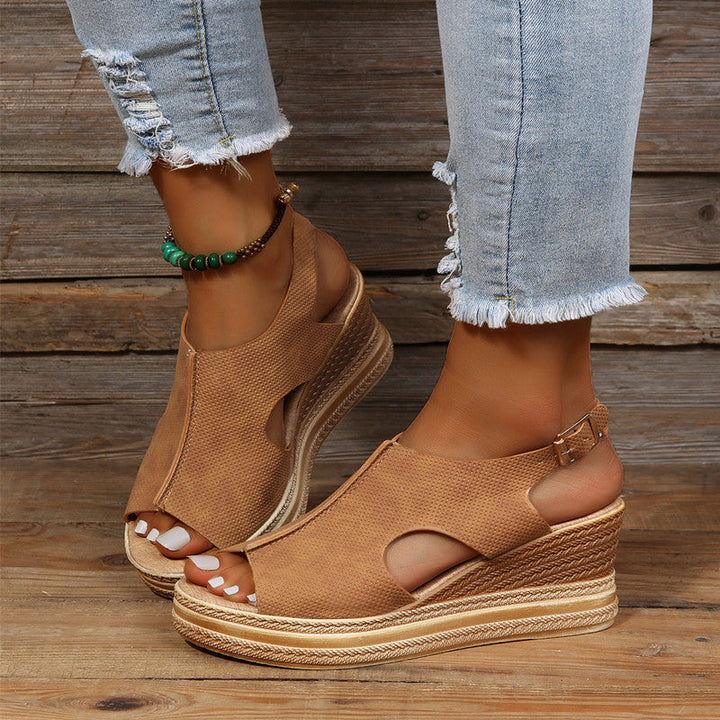 Kelsey - Boho Wedge Sandalen