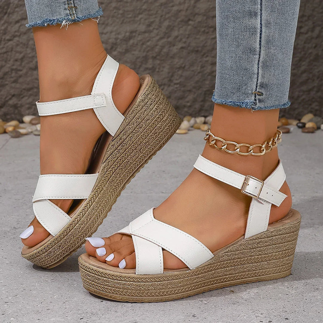 Daphnie - Elegante Keilsandalen