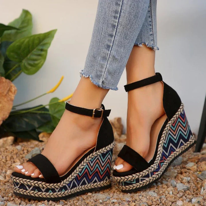 Zelina - Boho Wedge Sandalen