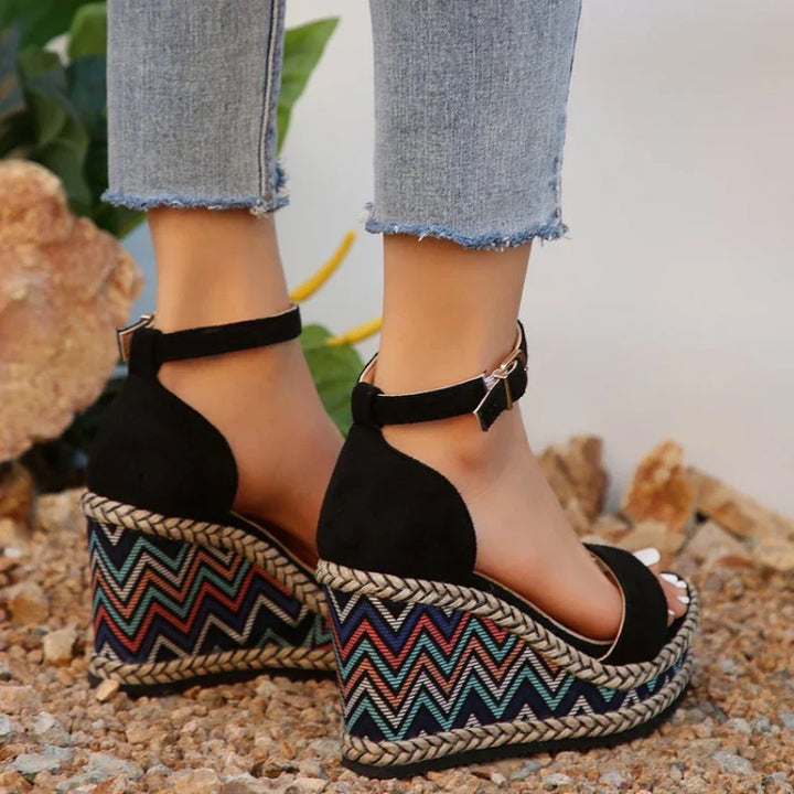 Zelina - Boho Wedge Sandalen