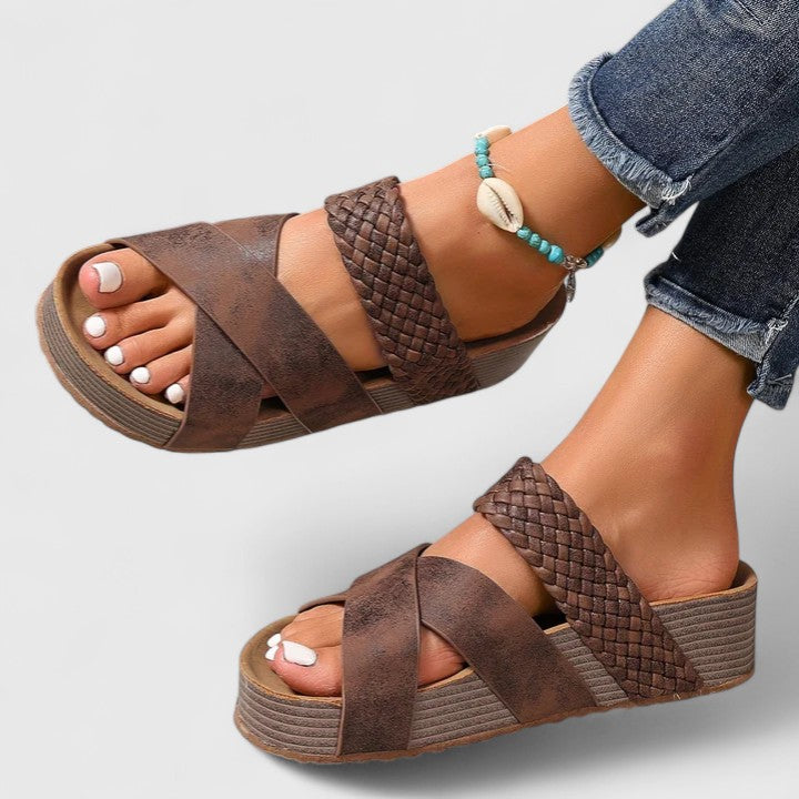 Zerayah | Orthopädische Sandalen