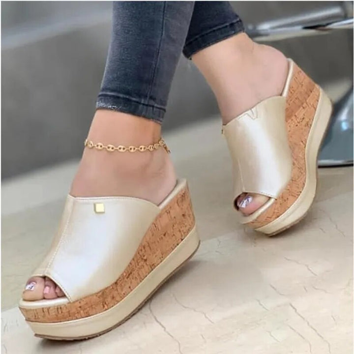 Paola - Plattform Keilsandalen