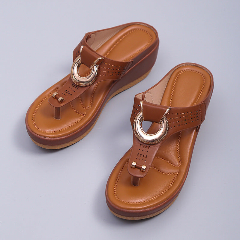 Solaire - Erhöhte Zehenring-Sandalen