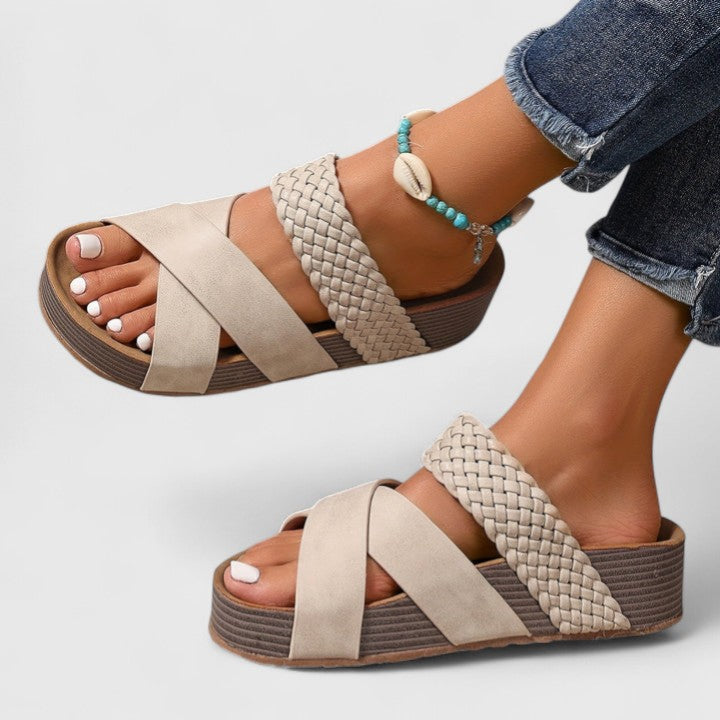 Zerayah | Orthopädische Sandalen